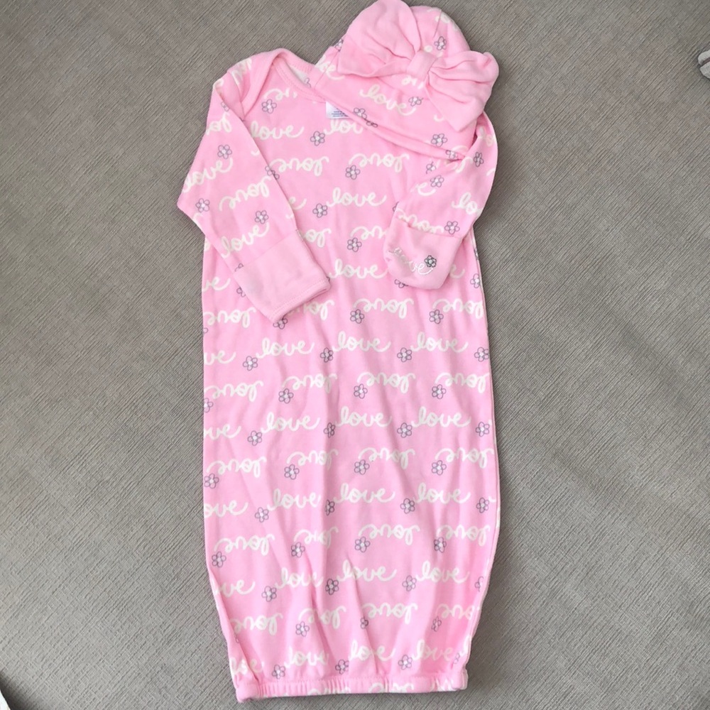 Gerber Organic Pink Infant Gown and Hat